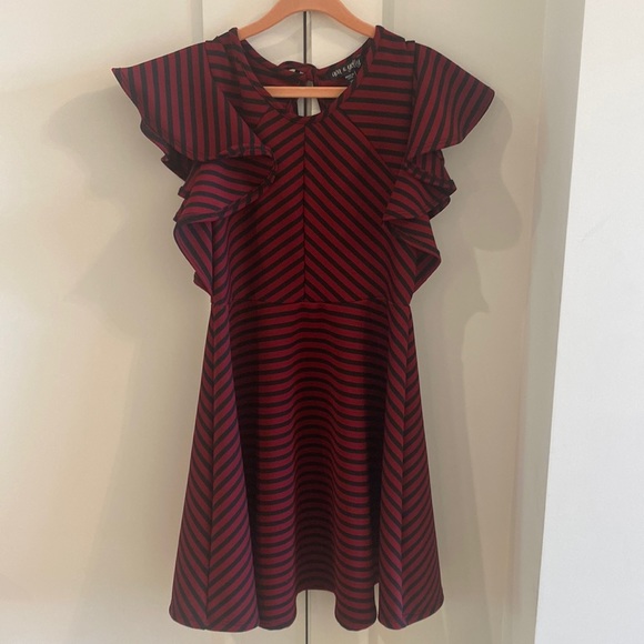 Ava & Yelly Other - Ava & Yelly Dress - black and maroon dress with ruffle sleeve detail - size 10
